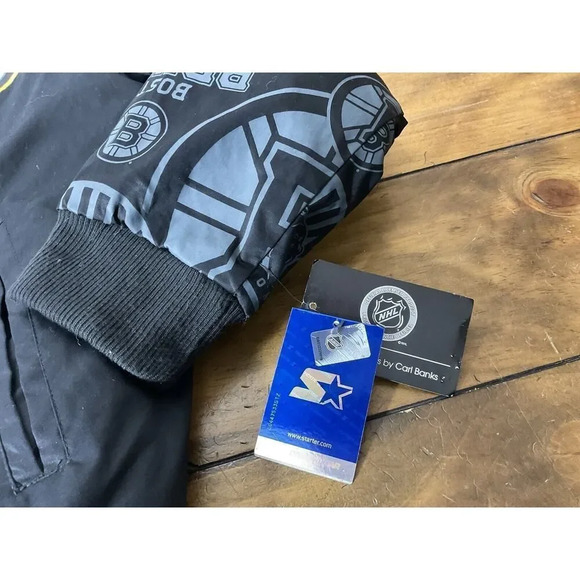 Starter NHL Boston Bruins Quilted Black Bombers Jacket Size XL NWT - Picture 3 of 14